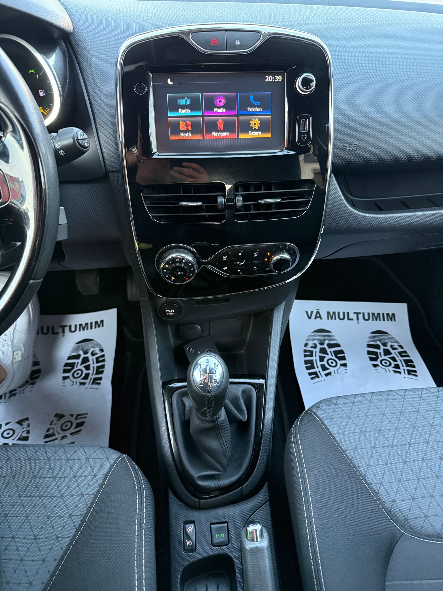 Imagine Mașină